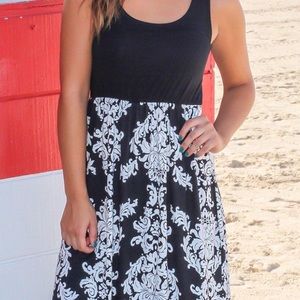 Women’s Black/White Maxi Dress